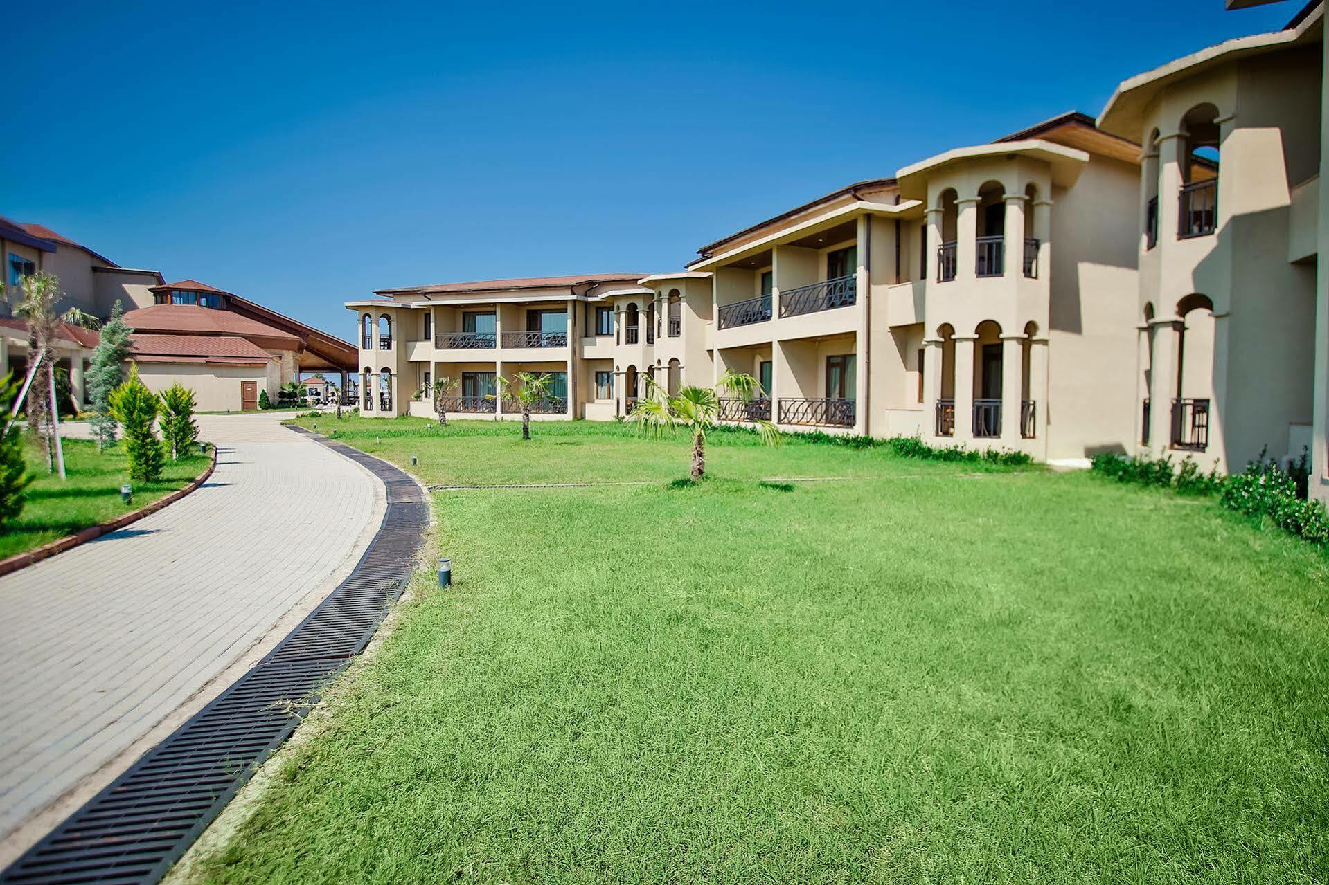 Anaklia Resort By Pratap'S Signature Buitenkant foto