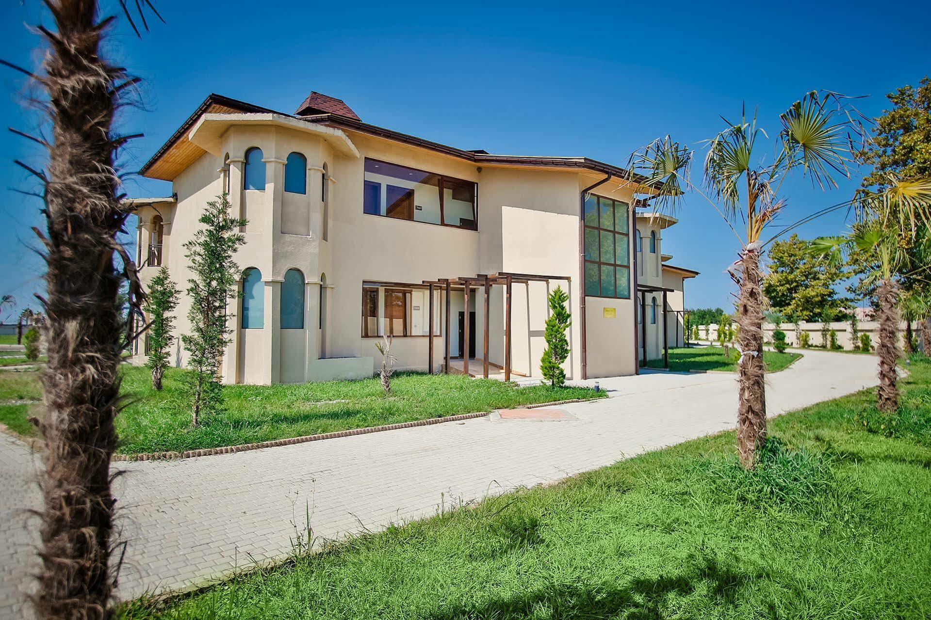 Anaklia Resort By Pratap'S Signature Buitenkant foto